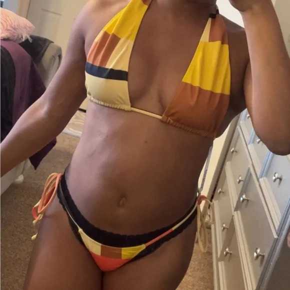 FN yellow 2pc bikini - Picture 3 of 6